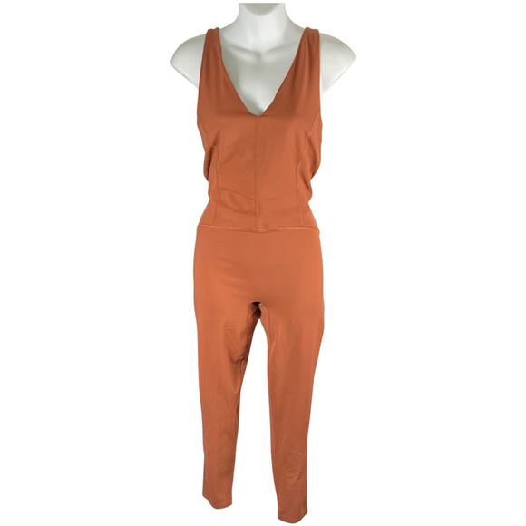 Free People Movement Never Better Jumpsuit in Terracotta V-Neck NWOT Medium - Picture 1 of 9